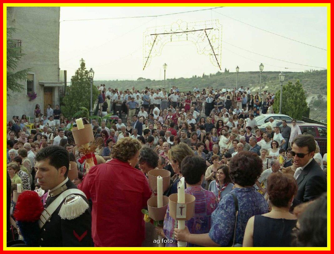 2002p25005_tn.jpg
