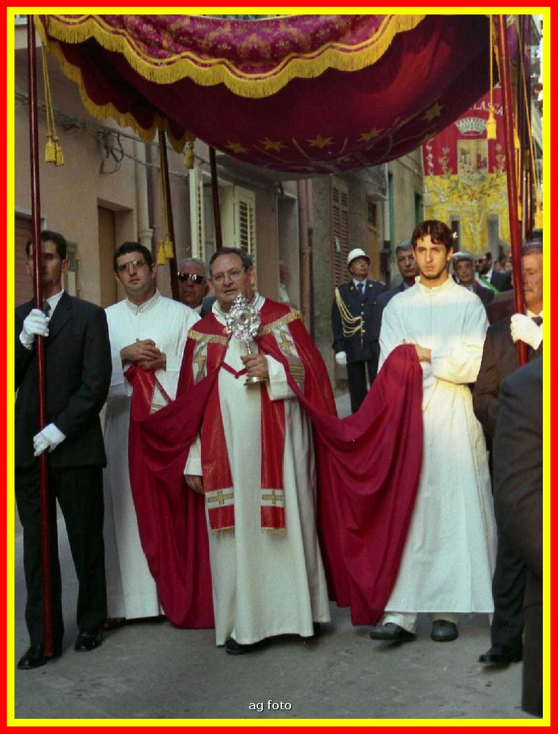 2002p26024_tn.jpg