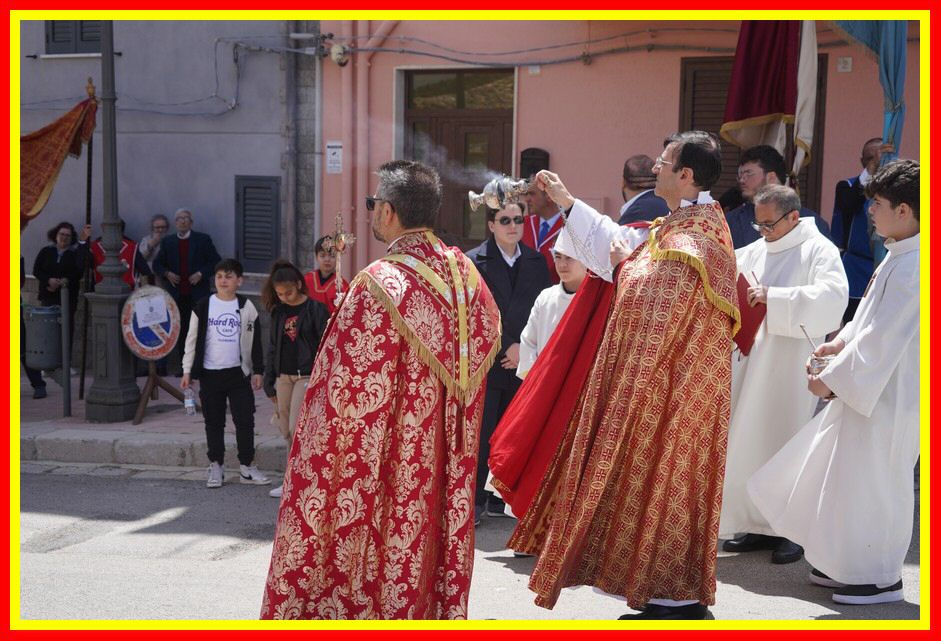 240503_Proc_Crocifisso_Montemaggiore_030.jpg
