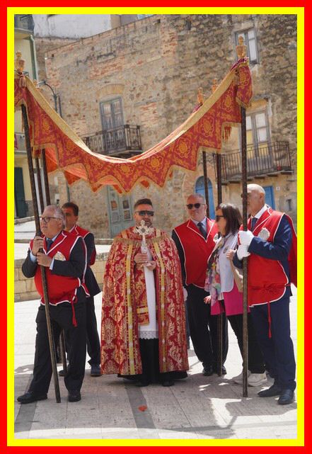 240503_Proc_Crocifisso_Montemaggiore_096.jpg