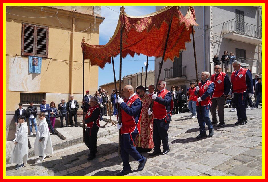 240503_Proc_Crocifisso_Montemaggiore_267.jpg