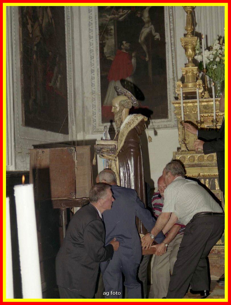 2002p23008_tn.jpg