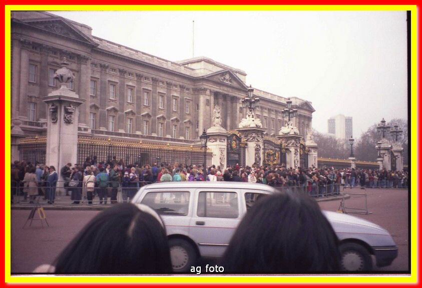 1992p02008_tn.jpg