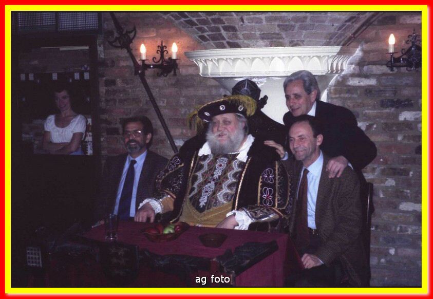 1992p02027_tn.jpg