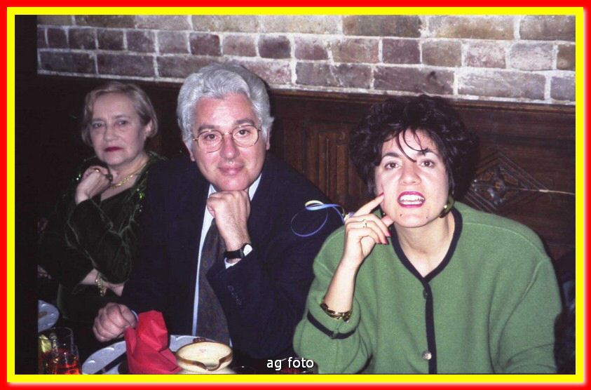 1992p02029_tn.jpg
