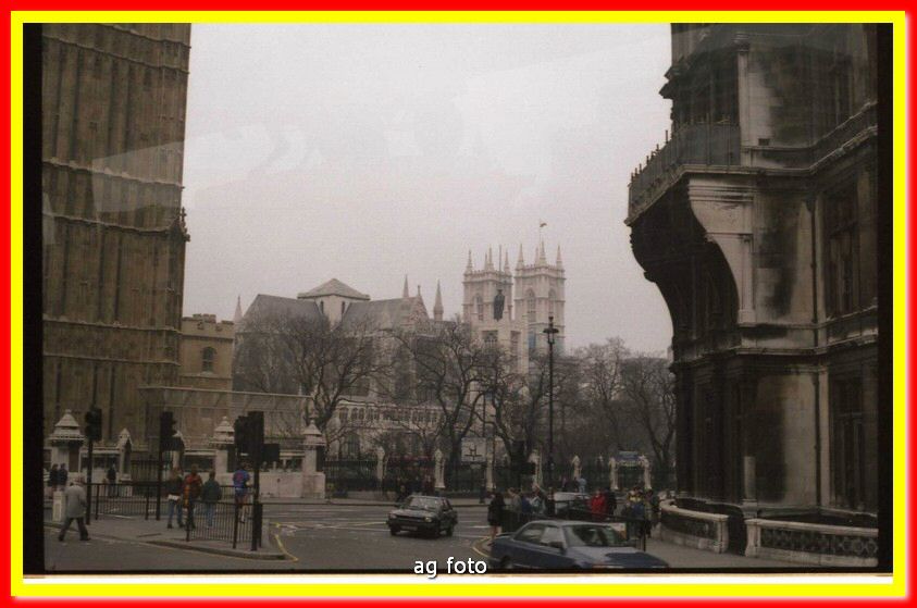 1992p05025_tn.jpg