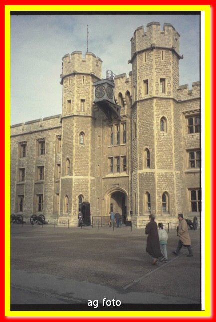 1992p06010_tn.jpg