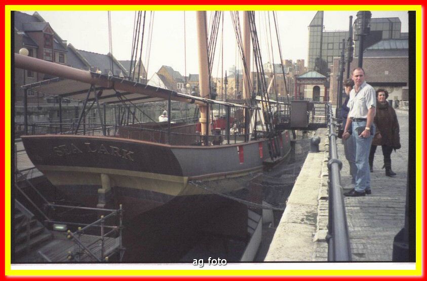 1992p06024_tn.jpg