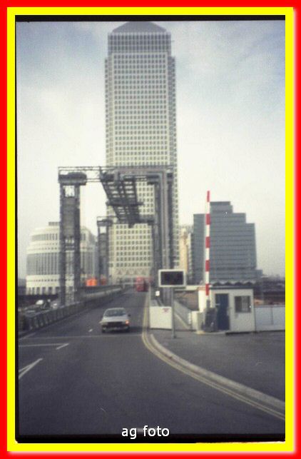 1992p06032_tn.jpg