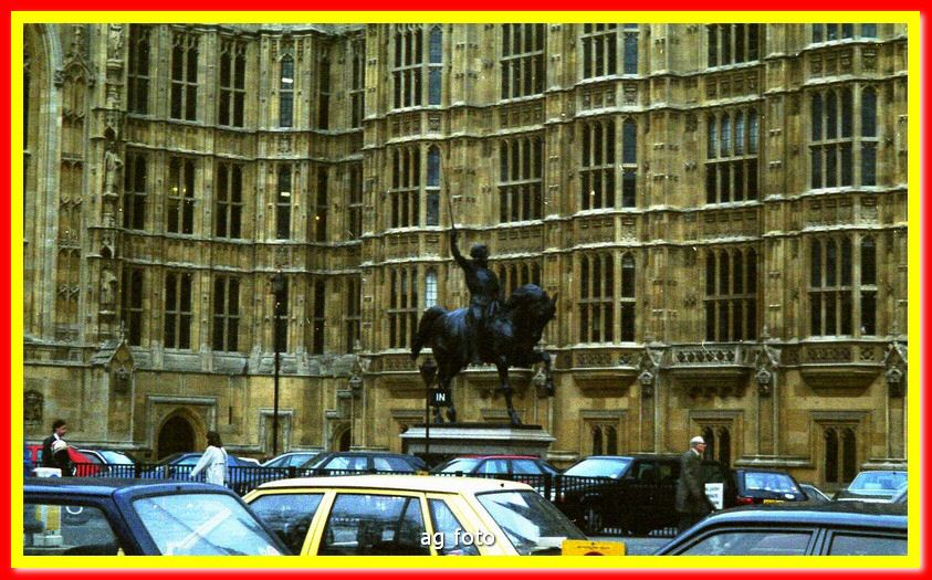 1992p06671_tn.jpg