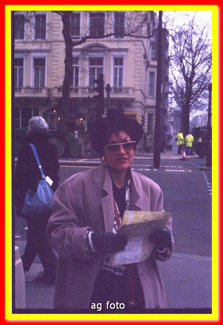 1992p07001_tn.jpg