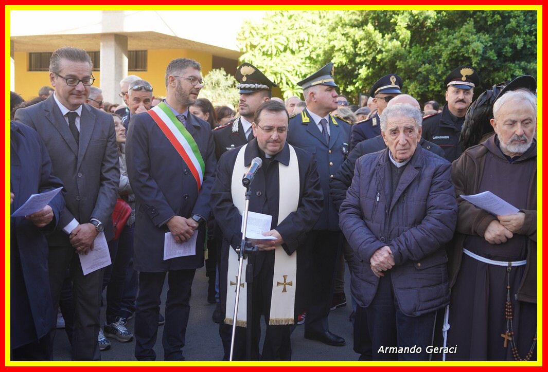 221208_Omaggio_Floreale_Immacolata_086.jpg