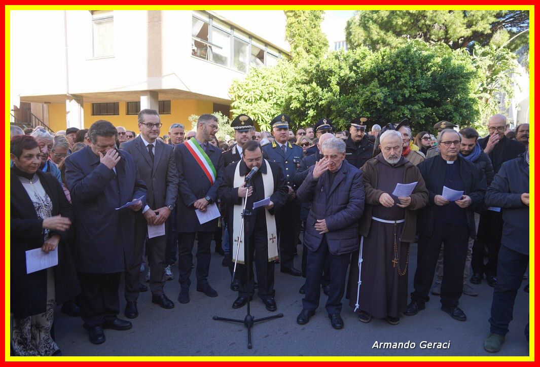 221208_Omaggio_Floreale_Immacolata_090.jpg