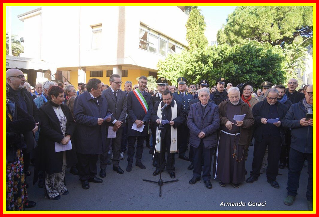 221208_Omaggio_Floreale_Immacolata_091.jpg
