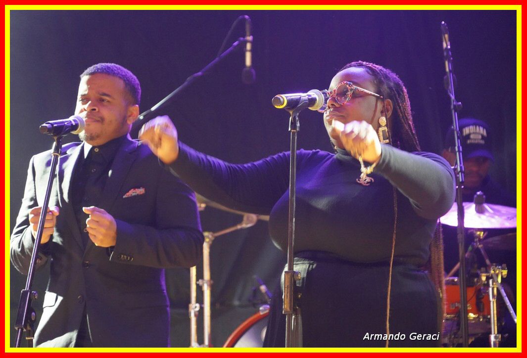 221229_Gospel_Piazza_Duomoi_044.jpg