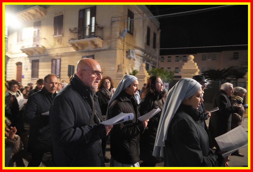 230317_Via_Crucis_088.JPG