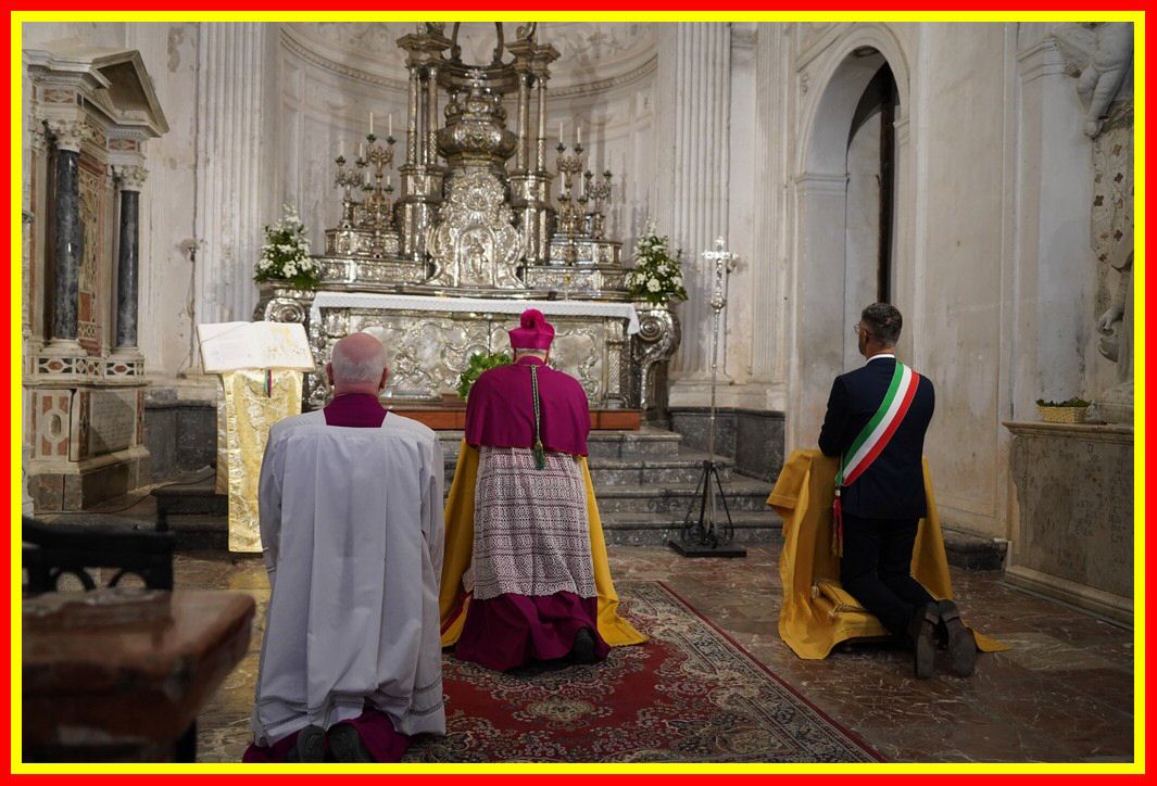 230806_Pontificale_085.JPG