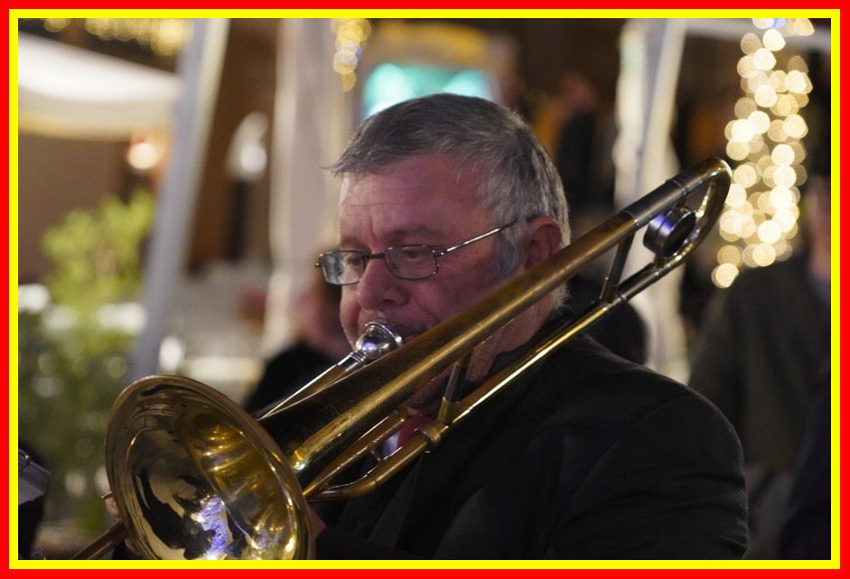 231208_Banda_Pintorno_in_Piazza_Duomo_004.JPG