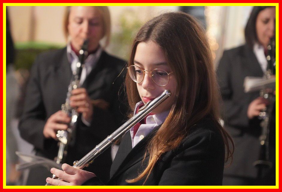 231208_Banda_Pintorno_in_Piazza_Duomo_014.JPG