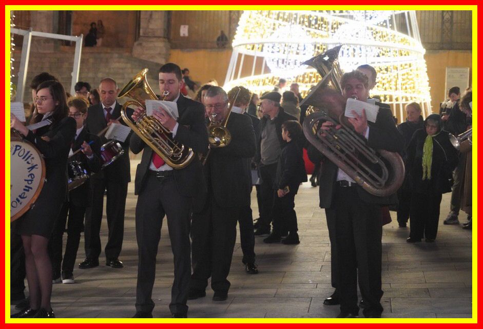 231208_Banda_Pintorno_in_Piazza_Duomo_039.JPG