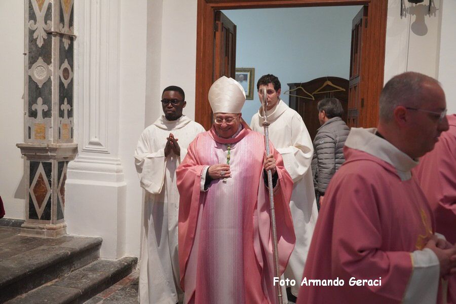 240309_Altare_Chiesa_Santo_Stefano_042.jpg