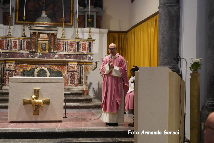 240309_Altare_Chiesa_Santo_Stefano_059.jpg