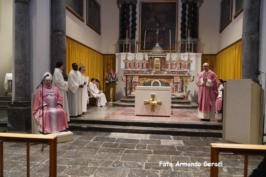 240309_Altare_Chiesa_Santo_Stefano_061.jpg