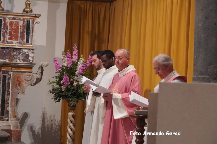 240309_Altare_Chiesa_Santo_Stefano_066.jpg