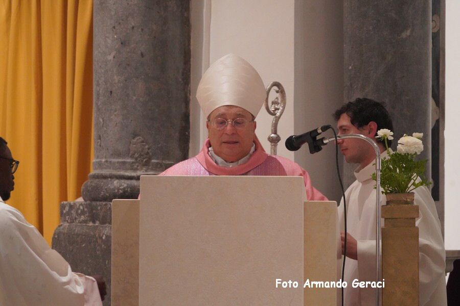 240309_Altare_Chiesa_Santo_Stefano_101.jpg