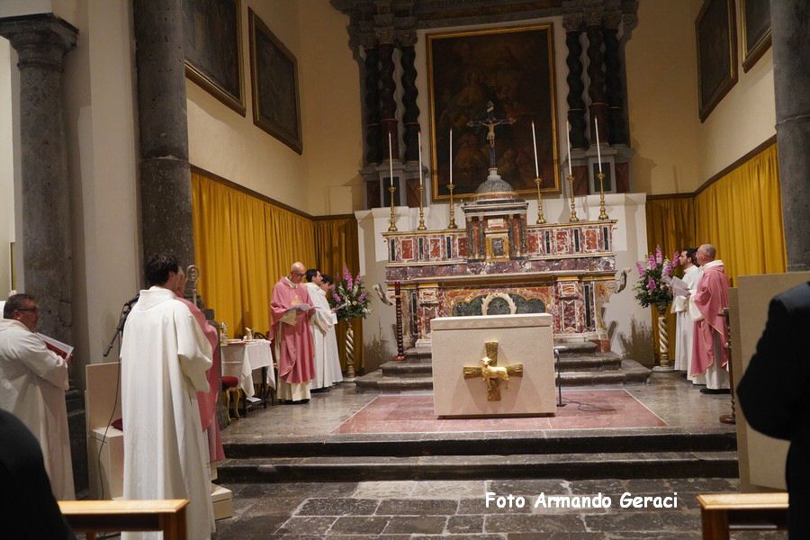 240309_Altare_Chiesa_Santo_Stefano_104.jpg