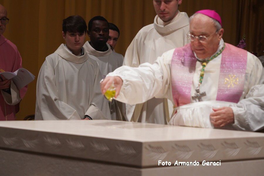 240309_Altare_Chiesa_Santo_Stefano_127.jpg