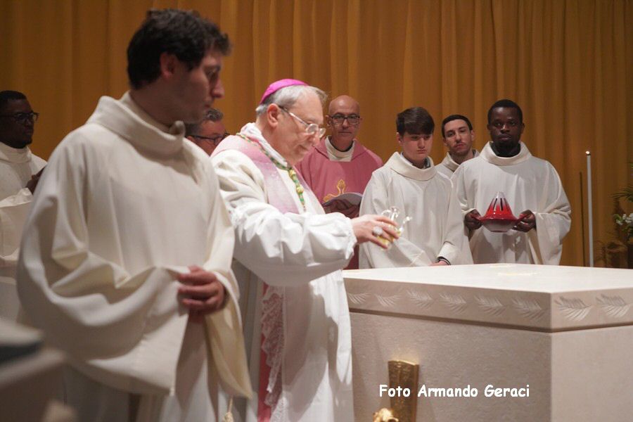 240309_Altare_Chiesa_Santo_Stefano_131.jpg