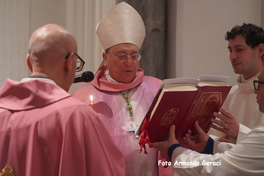 240309_Altare_Chiesa_Santo_Stefano_174.jpg