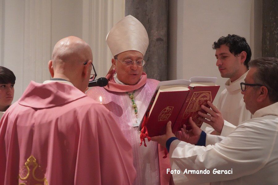 240309_Altare_Chiesa_Santo_Stefano_175.jpg