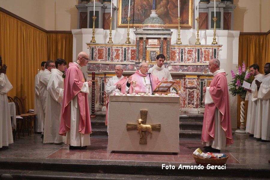 240309_Altare_Chiesa_Santo_Stefano_203.jpg