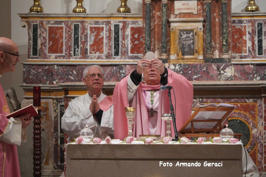 240309_Altare_Chiesa_Santo_Stefano_205.jpg