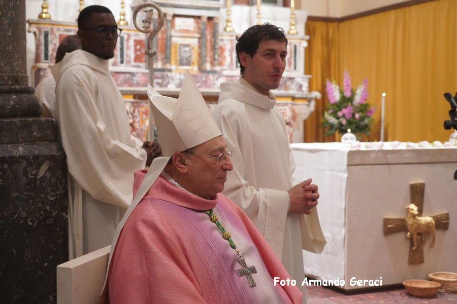 240309_Altare_Chiesa_Santo_Stefano_230.jpg