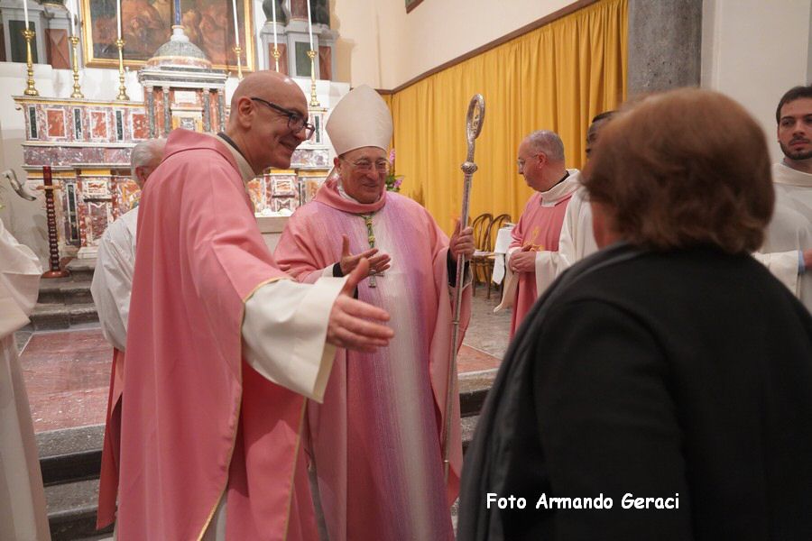 240309_Altare_Chiesa_Santo_Stefano_250.jpg