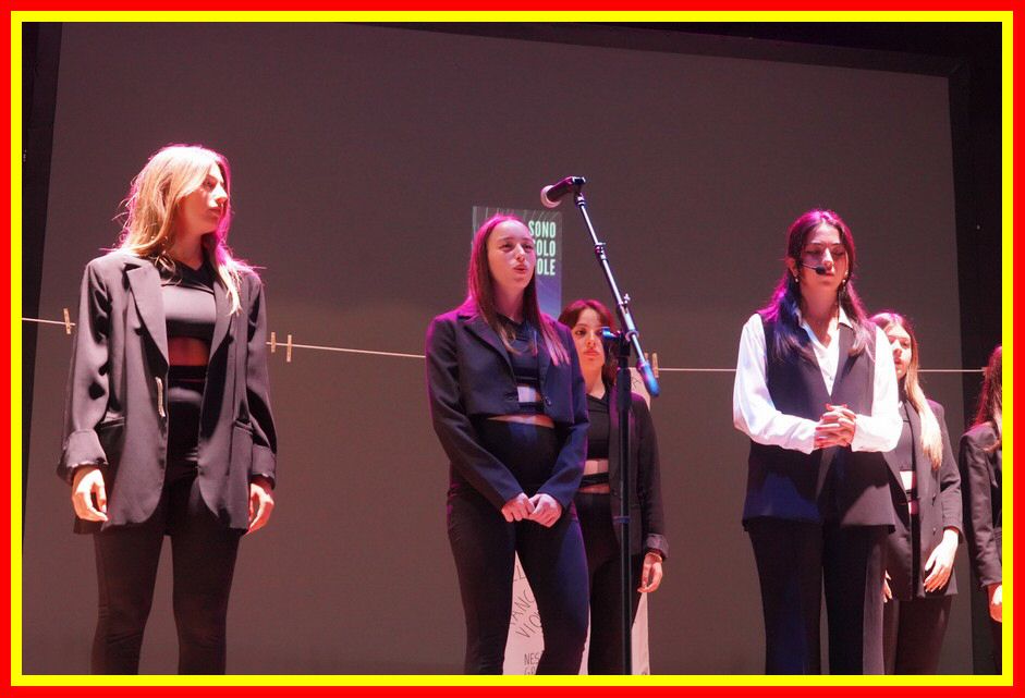 240606_Liceo_Mandralisca_Donne_nella_Stosia_016.jpg
