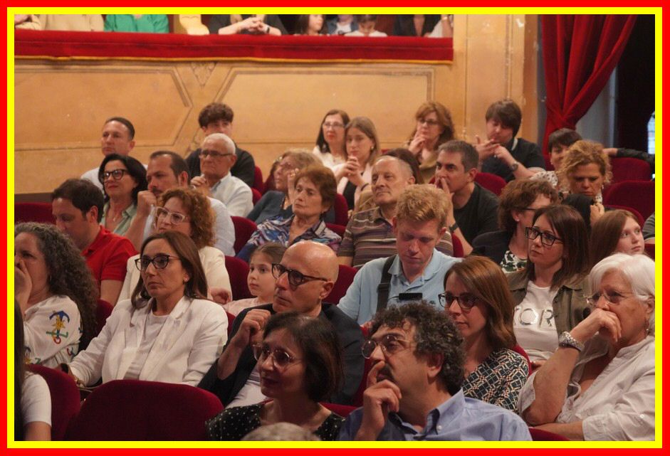 240606_Liceo_Mandralisca_Donne_nella_Stosia_170.jpg