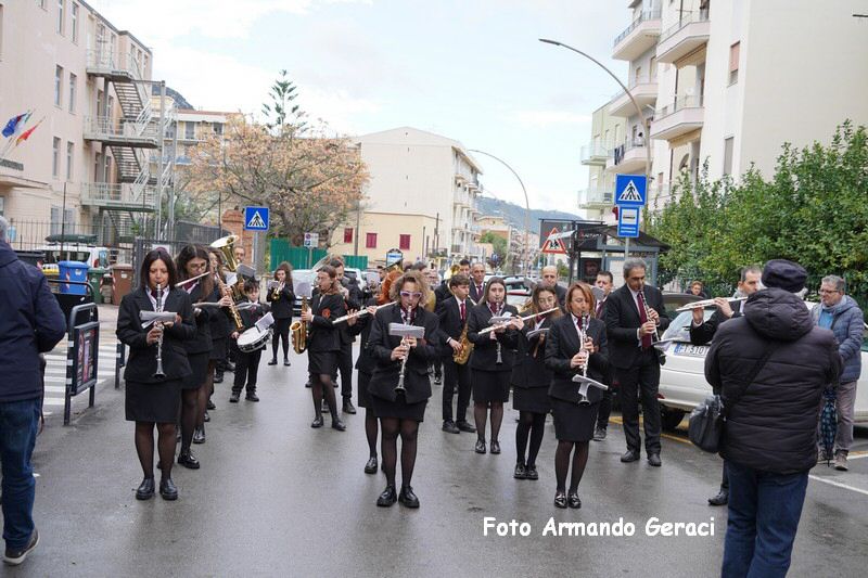 241208_Omaggio_Floreale_a_Maria_001.JPG