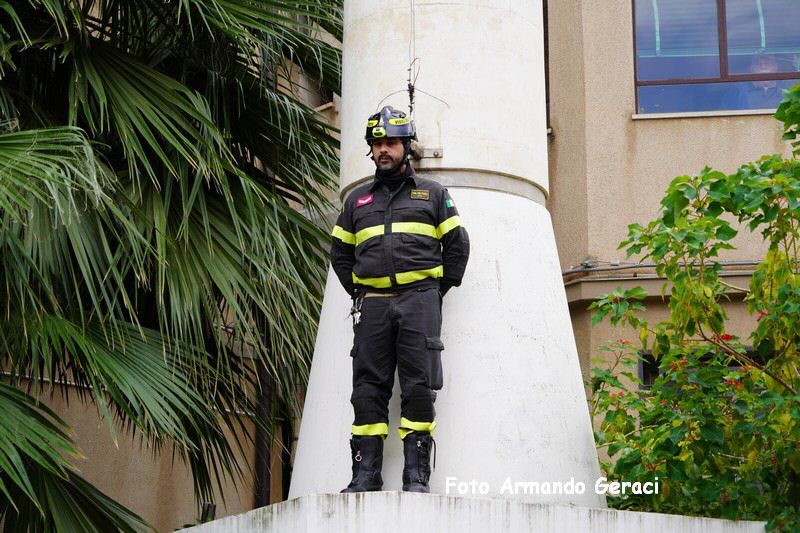 241208_Omaggio_Floreale_a_Maria_010.JPG