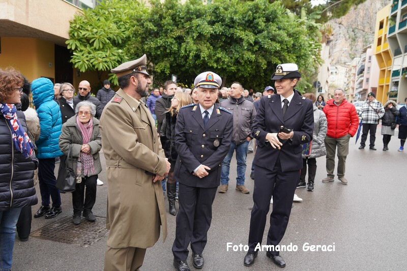 241208_Omaggio_Floreale_a_Maria_013.JPG