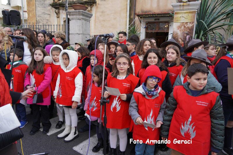 241208_Omaggio_Floreale_a_Maria_027.JPG