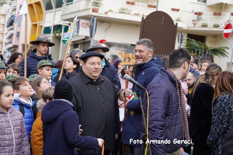 241208_Omaggio_Floreale_a_Maria_028.JPG
