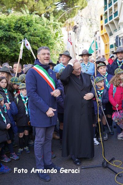 241208_Omaggio_Floreale_a_Maria_042.JPG