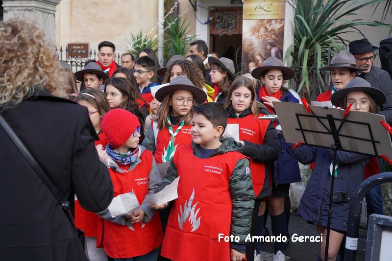 241208_Omaggio_Floreale_a_Maria_051.JPG
