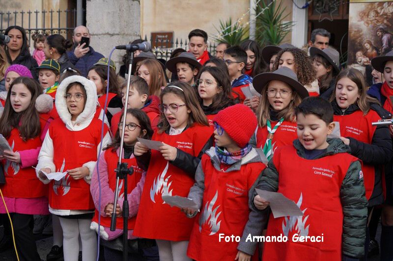 241208_Omaggio_Floreale_a_Maria_052.JPG