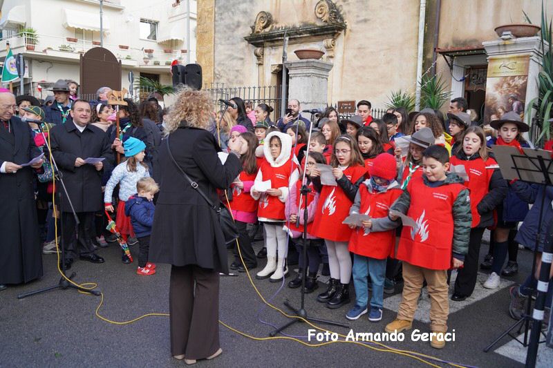 241208_Omaggio_Floreale_a_Maria_056.JPG