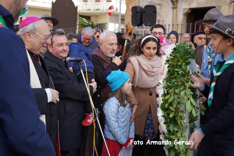 241208_Omaggio_Floreale_a_Maria_072.JPG